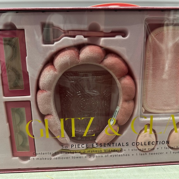 Glitz and Glam PINK bling brush set NIB 30 pcs rhinestone makeup tools - Picture 6 of 8